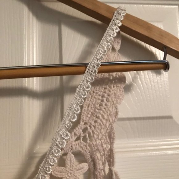 DOUBLE ZERO Size S, Heavily Laced Baby Doll Blouse - Picture 12 of 12